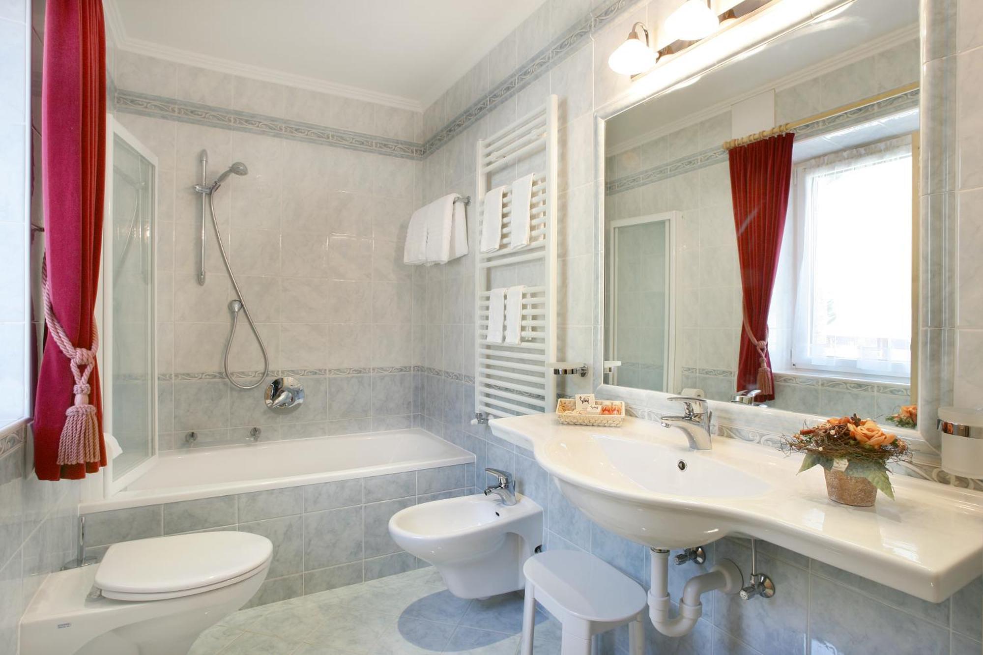סלבה די ואל גרדנה Garni B&B Schenk חדר תמונה